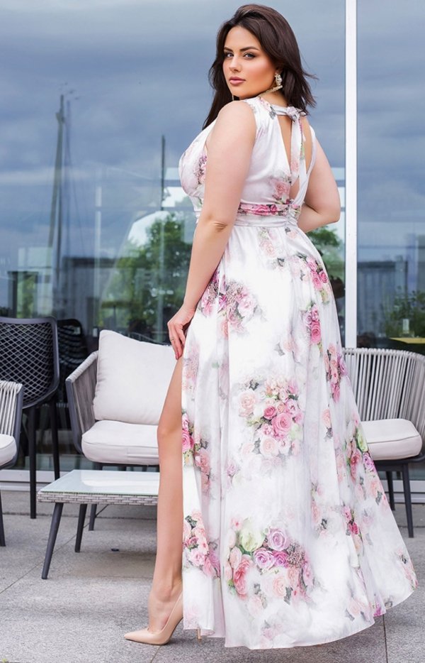 Elegancka sukienka maxi plus size w kwiaty 245-04 tył