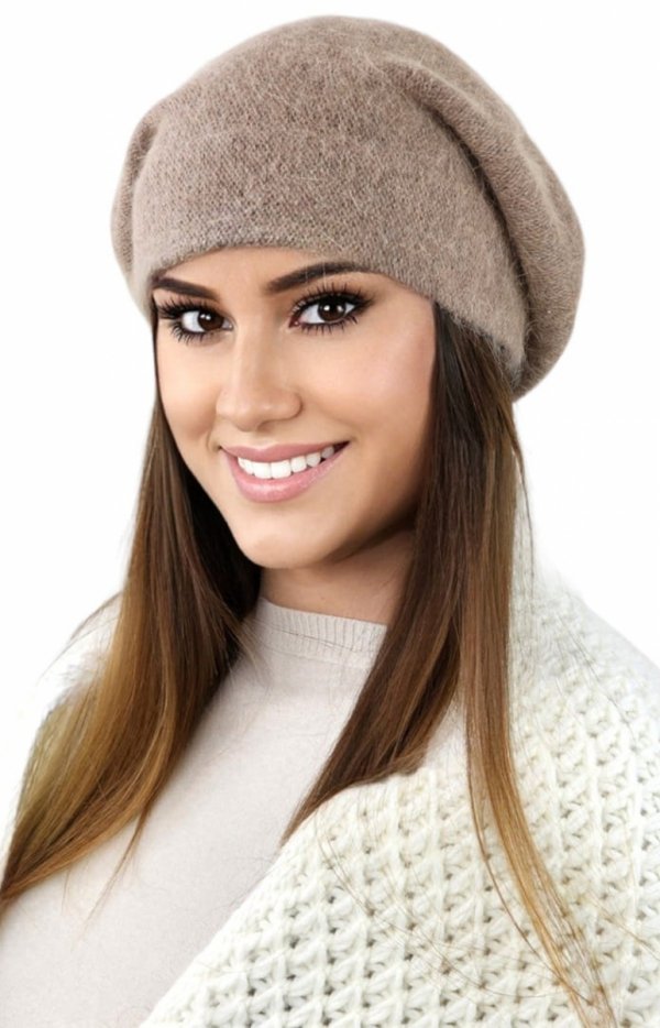 Cleo modny beret z angory beżowy