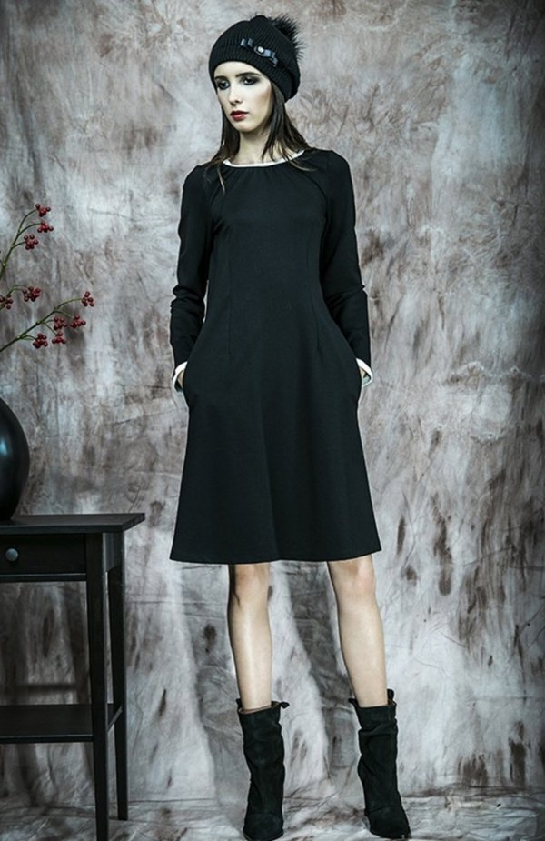 Kasia Miciak design czarna sukienka