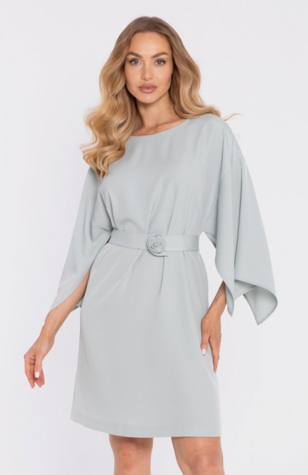 Moe sukienka z szerokimi rękawami i paskiem miętowa M908 