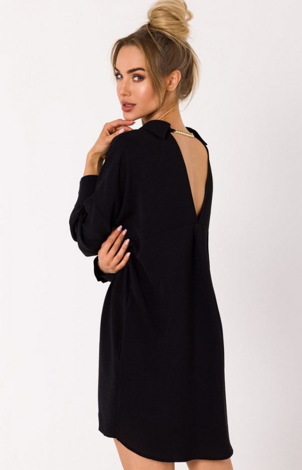 Moe M740 oversizowa sukienka z łańcuszkiem czarna