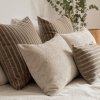 Cordian kremowa poduszka dekoracyjna 50x50 Prestige Line