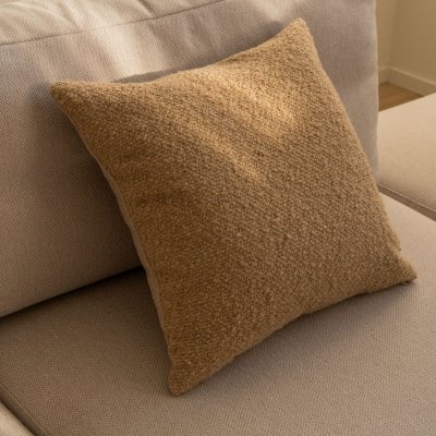 Beżowa wełniana poduszka dekoracyjna NOLA 45x45