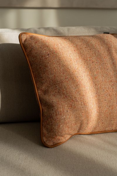 Lachsfarbenes Dekokissen WOOL 45x45