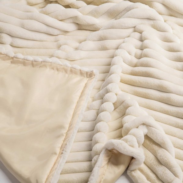 Cremefarbene Tagesdecke 220x140 Bunny