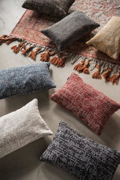 Teli Large Black-and-Gray Decorative Pillow 50x50