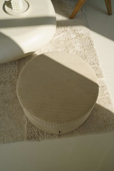 Duża okrągła beżowa pufa CORD Slim 60x30