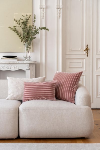 Cordian Pink Decorative Pillow 50x50 Prestige Line