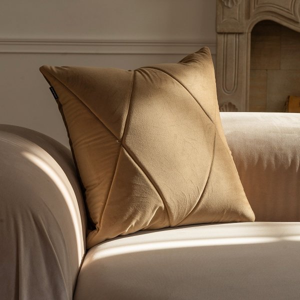 Touch decorative cushion beige 45x45 MOODI