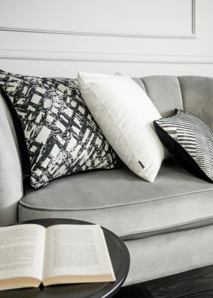 Pearl Decorative Pillow Set Glam