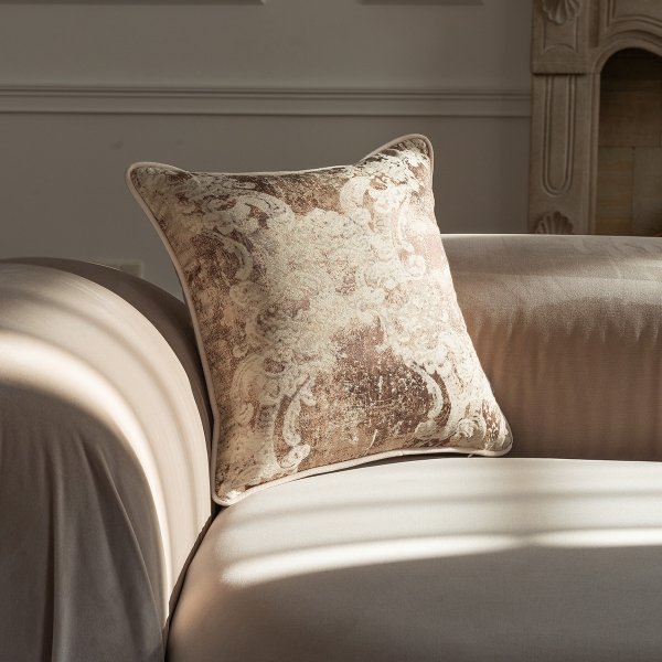 Cream Gold Decorative Pillow 40x40