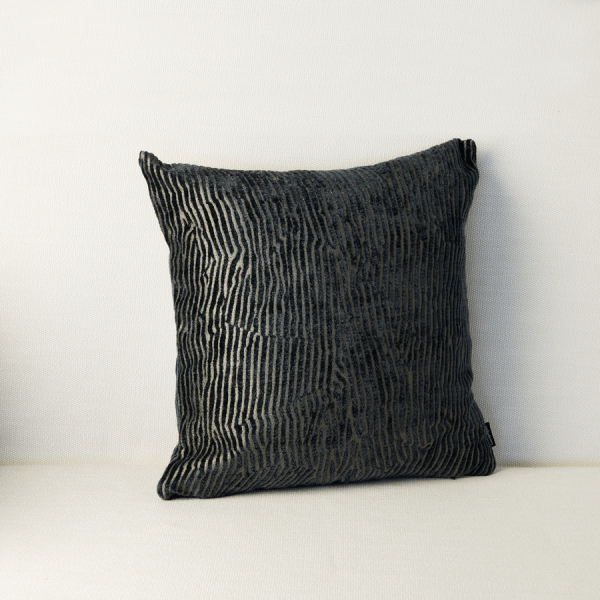 Czarna panterka poduszka dekoracyjna 40x40 ZERO WASTE ZW003