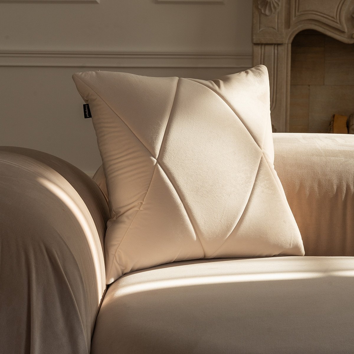 Touch decorative cushion cream 45x45 MOODI
