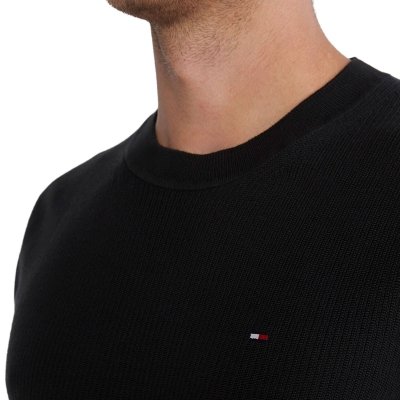 Sweter męski Tommy Hilfiger czarny z okrągłym dekoldem bawełniany