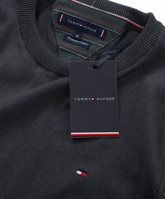 Sweter męski Tommy Hilfiger grafitowy z okrągłym dekoldem bawełniany