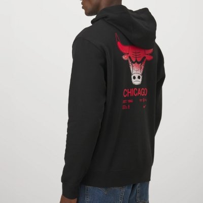 Bluza Nike Chicago Bulls męska kangurka czarna z nadrukiem