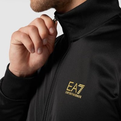 Komplet dresowy Emporio Armani EA7 męski spodnie bluza ze stójką czarny złote logo