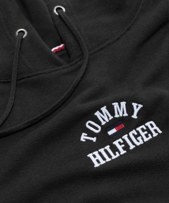 Bluza Tommy Hilfiger męska czarna z kapturem bawełniana