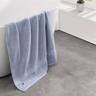 Ręcznik błękitny Tommy Hilfiger bawełniany