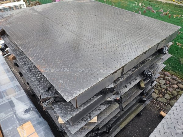 PROMOCJA: Pokrywa na rampę 2000 x 2500 mm czarna, nacisk dopuszczalny 60kN (np. zamiast rampy HLS2 / HTL2)