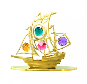 Pozłacana figurka z kryształkami STRASS Swarovski.